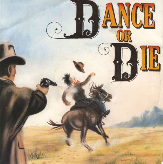hoes_singeltje_dance_or_die_vk